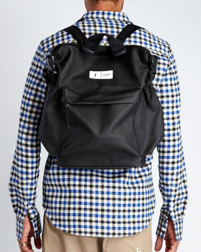 MOCHILA PUFF PRETA