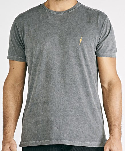 Camiseta Mountain - Cinza