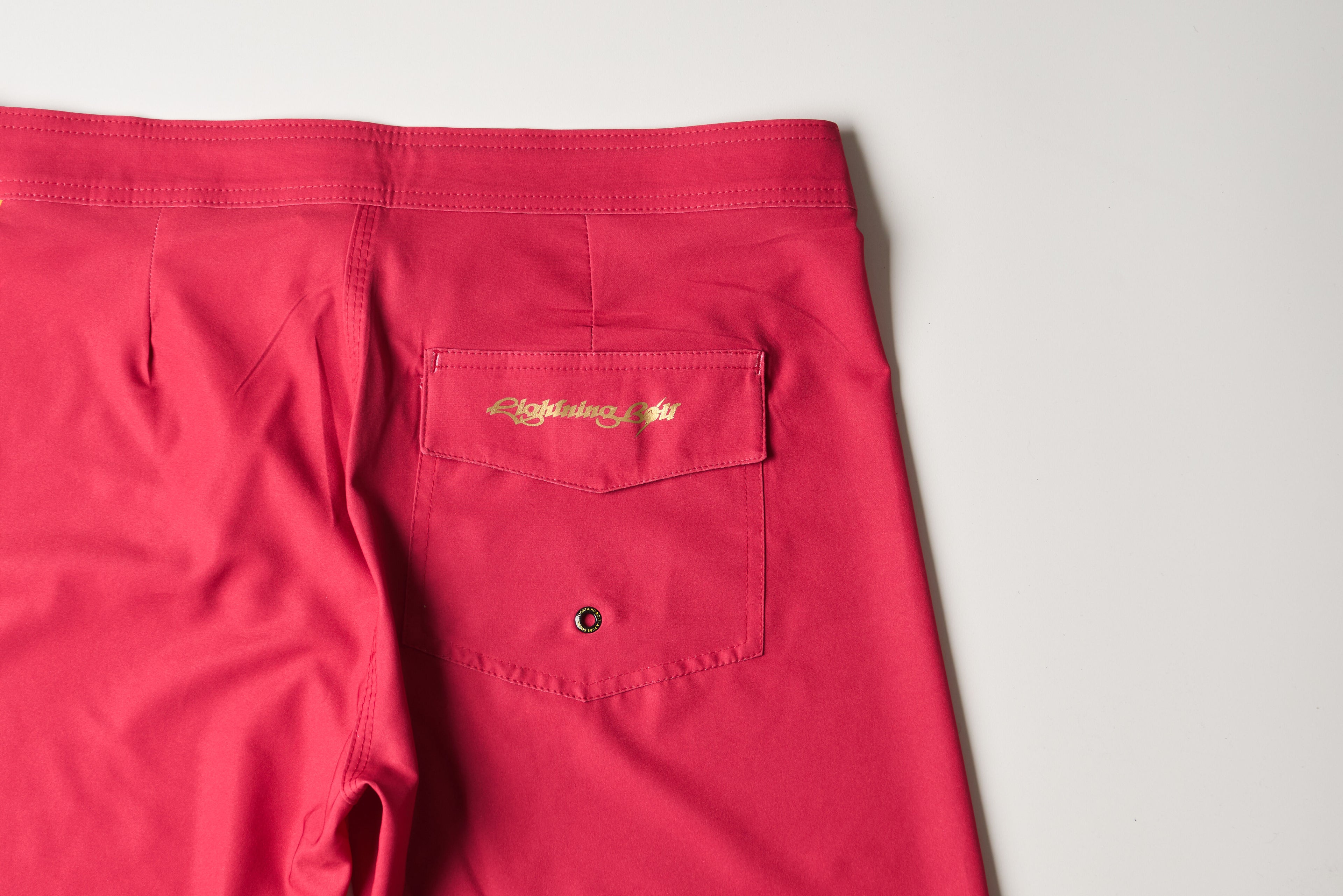 Bermuda de surf 17" Heritage 55 anos - Vermelho