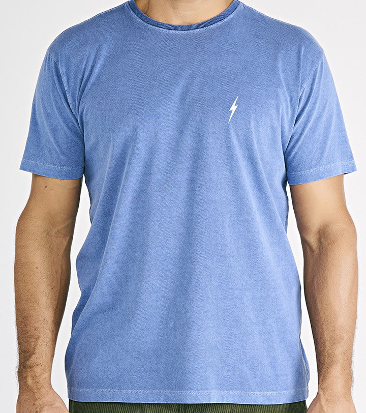 CAMISETA ESTONADA DESTRUA AS ONDAS